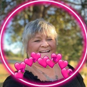 Meet your Posher, Paula